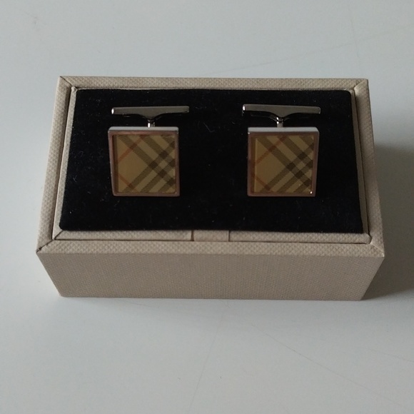 BURBERRY Check Cuff Link Set - Picture 1 of 5